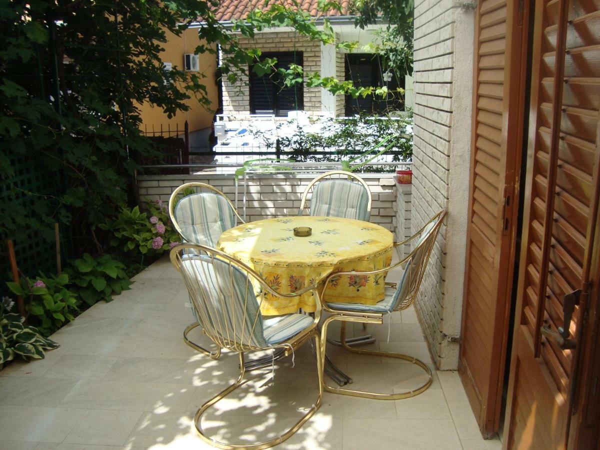 Apartments Draga Zaboric Bagian luar foto